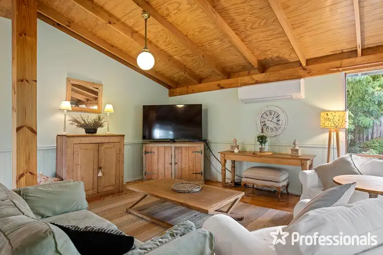 Fifth view of Homely house listing, 2/37 York Road, Mount Evelyn VIC 3796