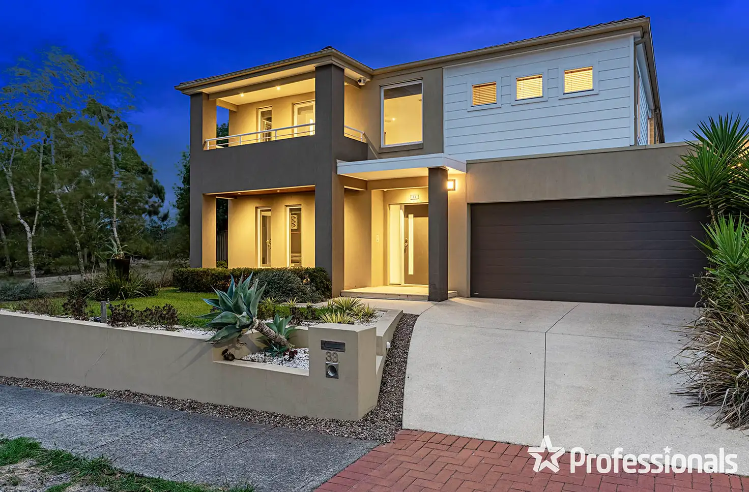 Main view of Homely house listing, 33 Freshfield Avenue, Mooroolbark VIC 3138