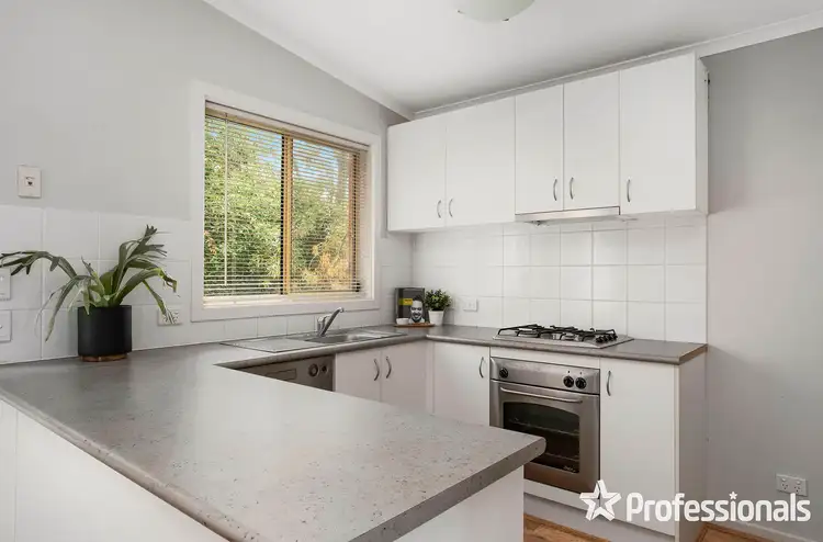 Fifth view of Homely unit listing, 8/8-10 Wyuna Walk, Mooroolbark VIC 3138