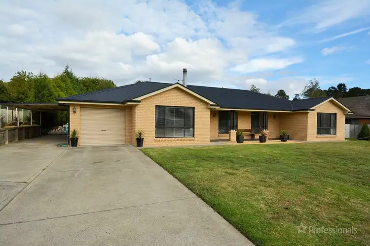 Second view of Homely house listing, 10 Windarra Place, Marrangaroo NSW 2790