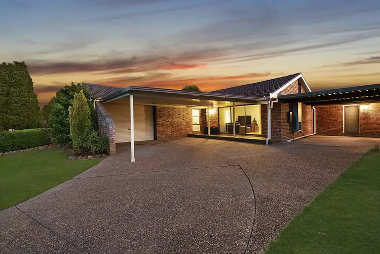 49 Chelmsford Drive, Metford NSW 2323