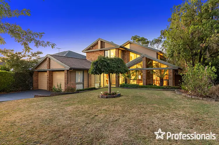 Second view of Homely house listing, 6 Wills Court, Mooroolbark VIC 3138