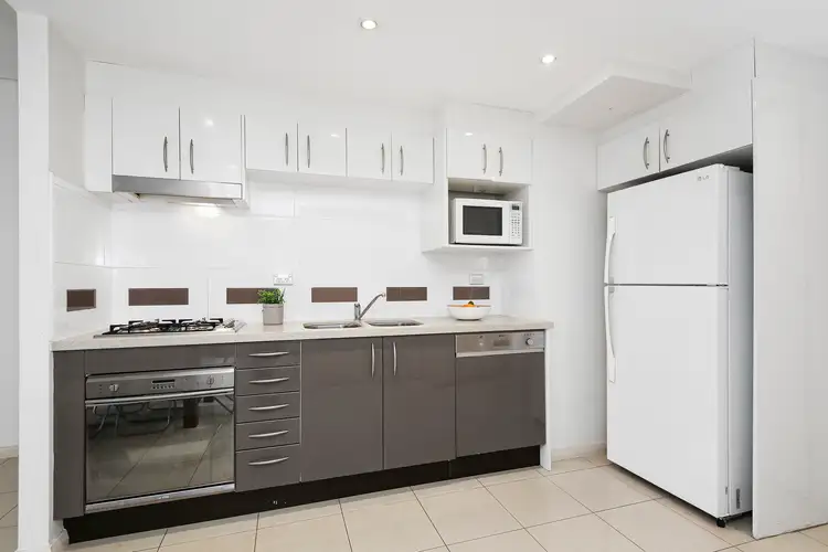 Fifth view of Homely apartment listing, 915/5 Potter Street, Waterloo NSW 2017