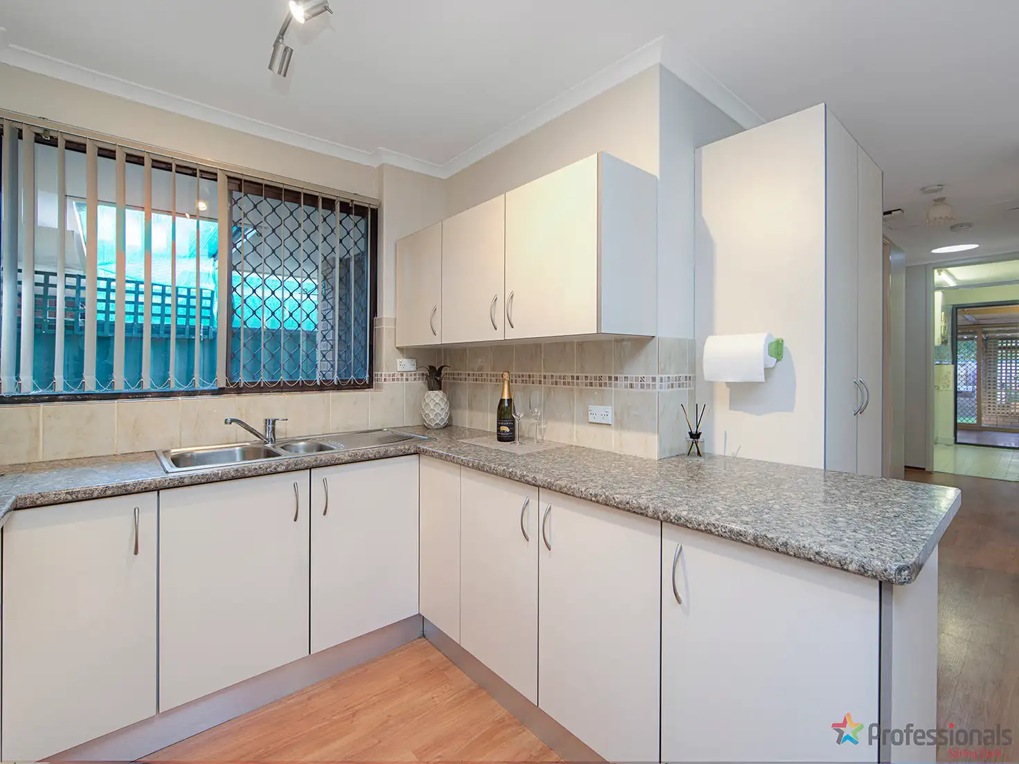 Main view of Homely house listing, 2/60 Marlboro Road, Swan View WA 6056