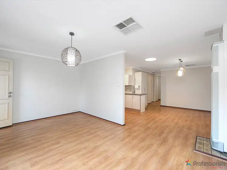 Fifth view of Homely house listing, 2/60 Marlboro Road, Swan View WA 6056