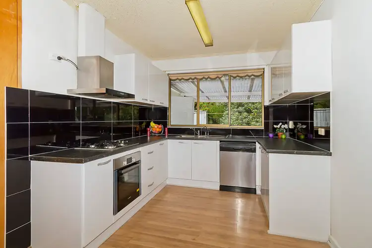 27 Kalina Avenue, Para Vista SA 5093