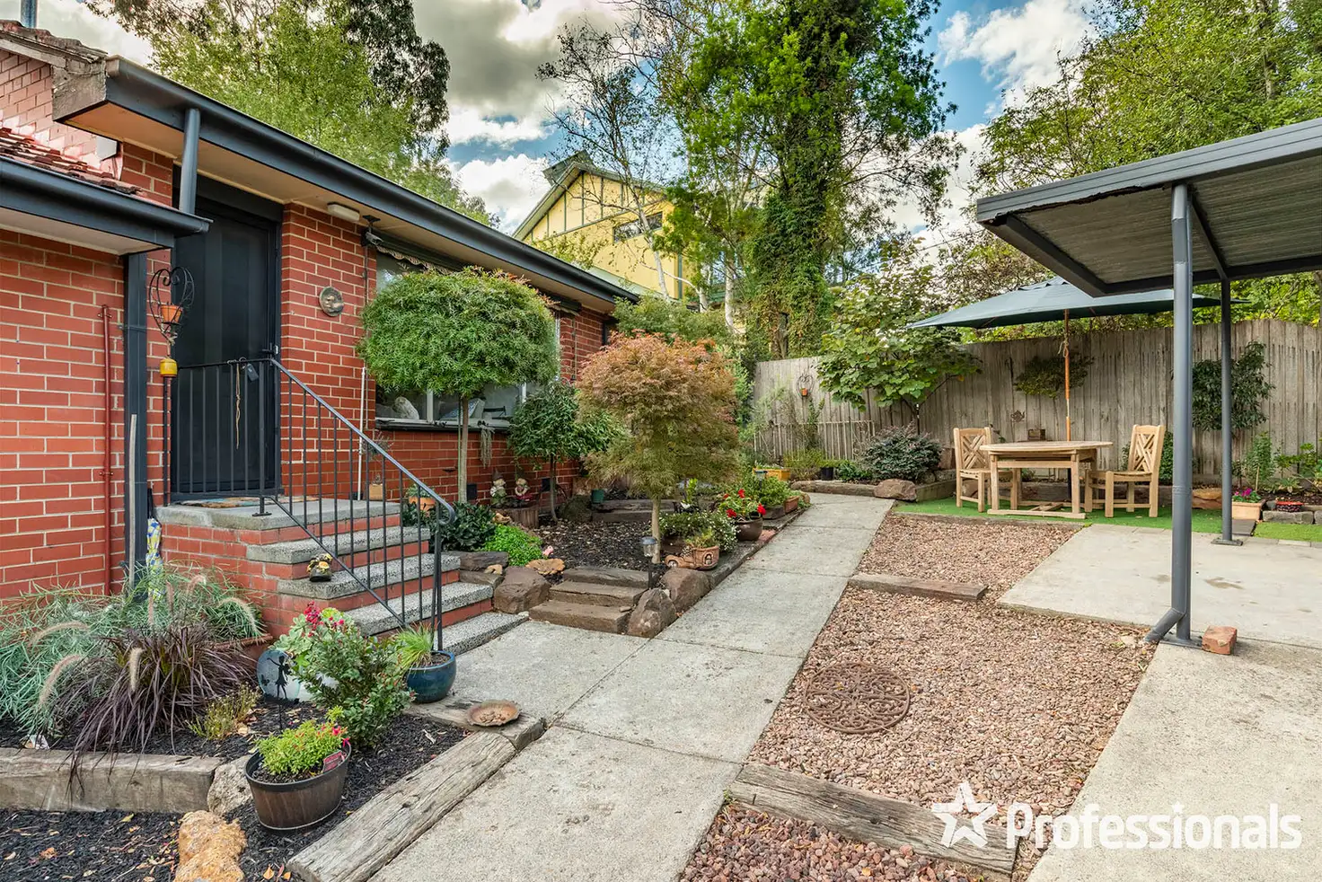 Main view of Homely unit listing, 1/28 Shakespeare Avenue, Mooroolbark VIC 3138
