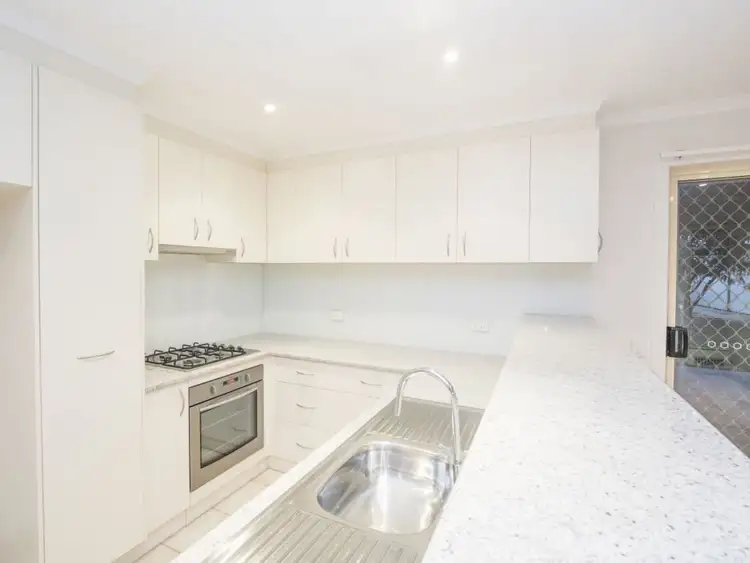 Sixth view of Homely house listing, 8 Warren Court, Shepparton VIC 3630