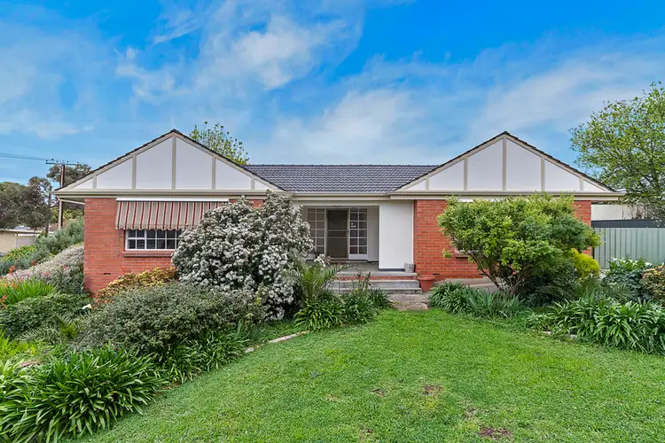 24 Hillary Crescent, Modbury North SA 5092