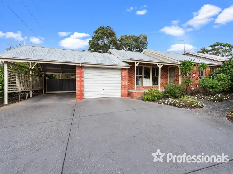 Second view of Homely unit listing, 4/7 Waldau Court, Doncaster VIC 3108
