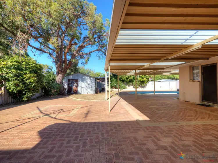 Sixth view of Homely house listing, 6 Oak Court, Forrestfield WA 6058