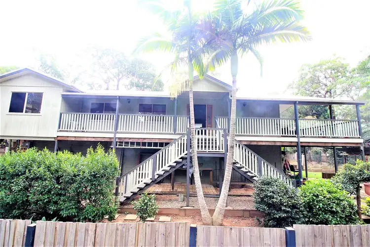 2 President Terrace, Macleay Island QLD 4184