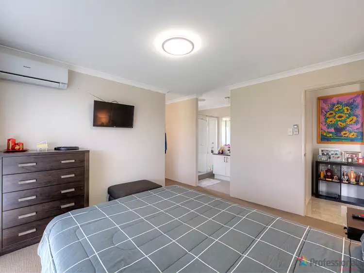 Sixth view of Homely house listing, 4 Monarch Way, Wattle Grove WA 6107