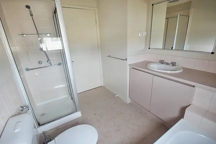 Sixth view of Homely house listing, 2/94 Burns Street, Maryborough VIC 3465