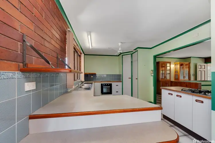 Sixth view of Homely house listing, 2 Rosa Close, Edmonton QLD 4869