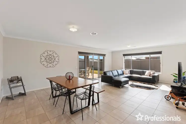 Fifth view of Homely house listing, 6 Gelbray Street, Ascot VIC 3551