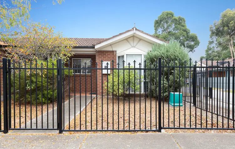 2/12 Margaret Crescent, Braybrook VIC 3019