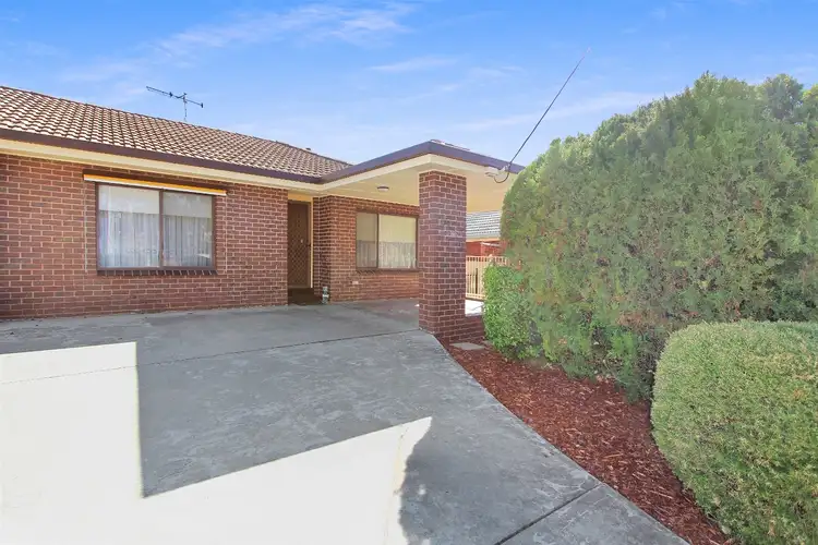 Main view of Homely house listing, 2/37 Short Street, Kangaroo Flat VIC 3555