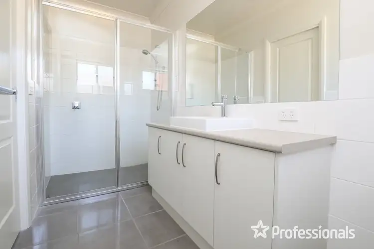 Fifth view of Homely house listing, 18 Davlin Drive, Mildura VIC 3500