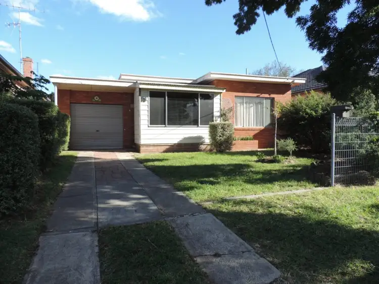 16 Neville Street, Goulburn NSW 2580