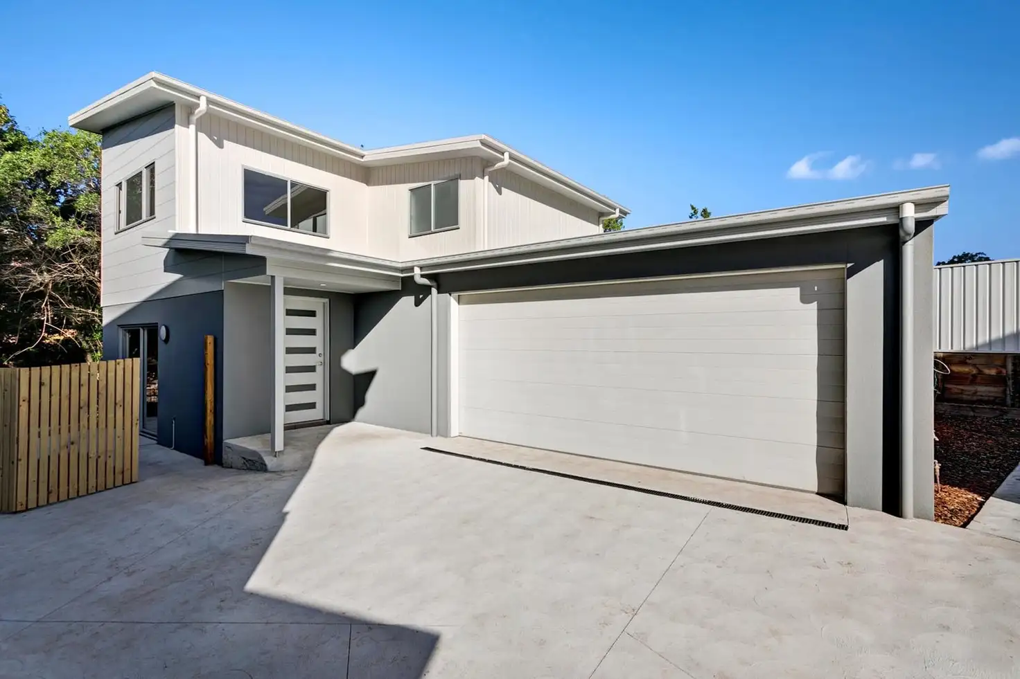 Main view of Homely townhouse listing, 2/56 David Avenue, Tenambit NSW 2323