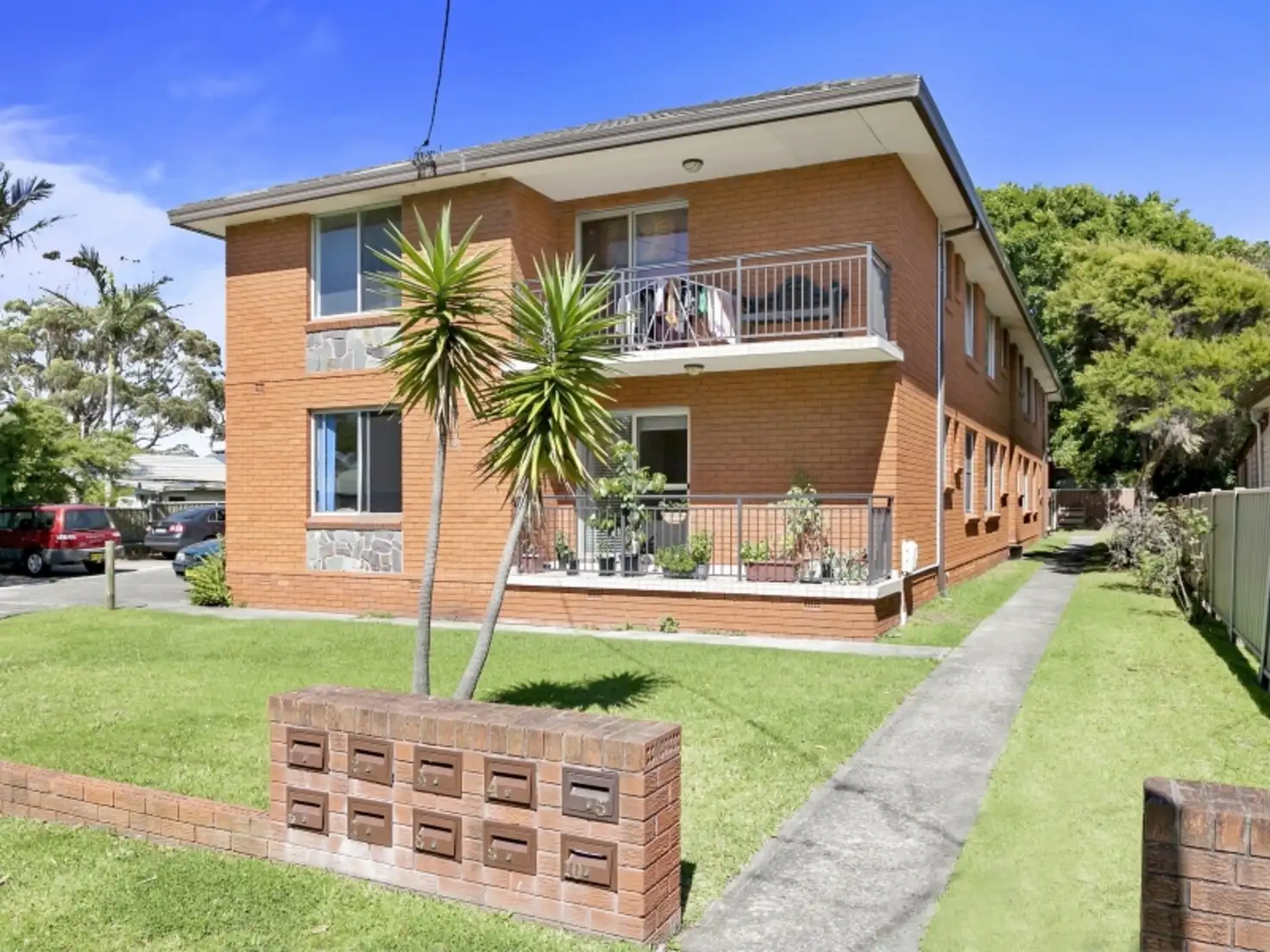 Main view of Homely unit listing, 1/18-20 Byron Street, Bellambi NSW 2518