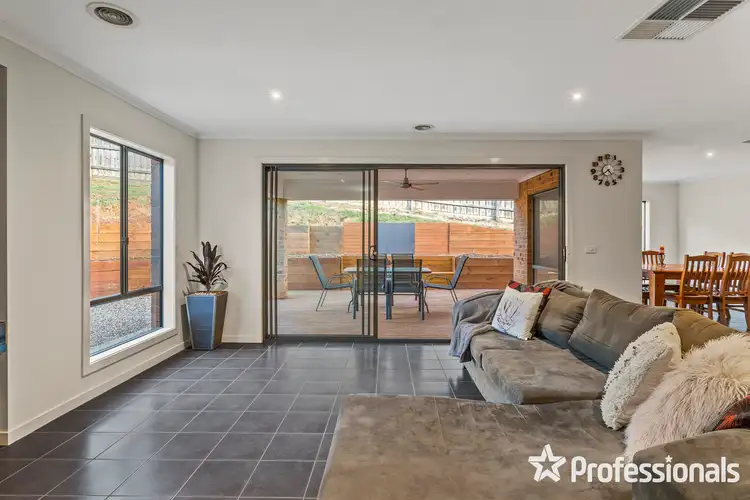 Third view of Homely house listing, 2 Sirocco Court, Wandin North VIC 3139