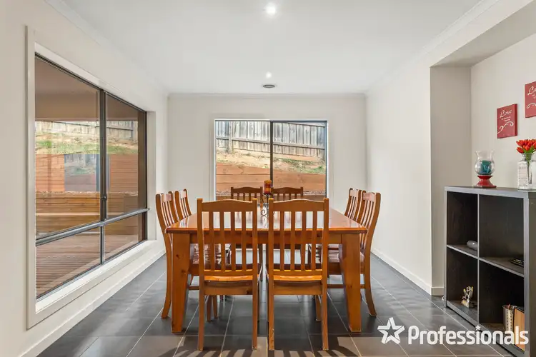 Sixth view of Homely house listing, 2 Sirocco Court, Wandin North VIC 3139