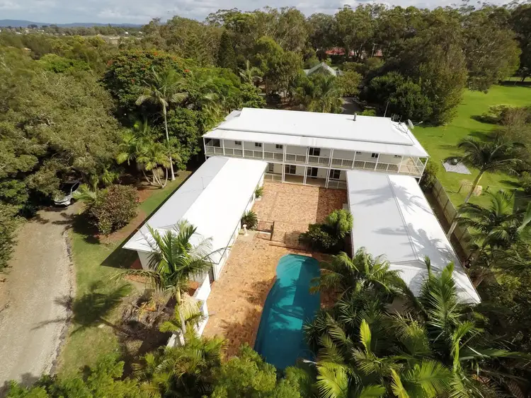 1 Panorama Crescent, Forster NSW 2428