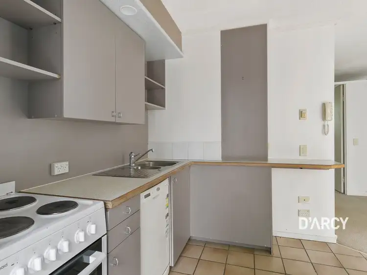 Second view of Homely unit listing, 2/23 Quinton Street, Kangaroo Point QLD 4169