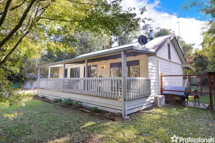 3 Rupert Road, East Warburton VIC 3799