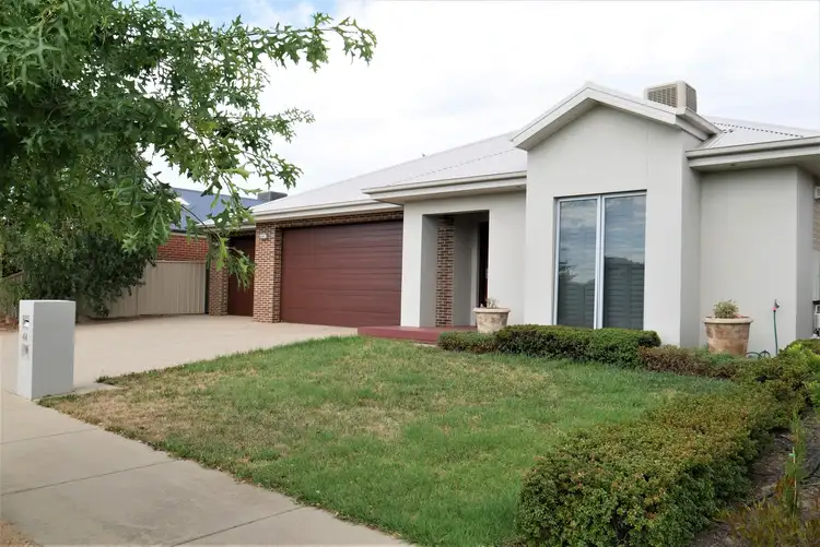44 Canterbury Avenue, Shepparton VIC 3630