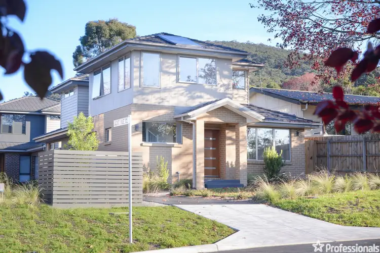 2/8 Herbert Street, Yarra Junction VIC 3797