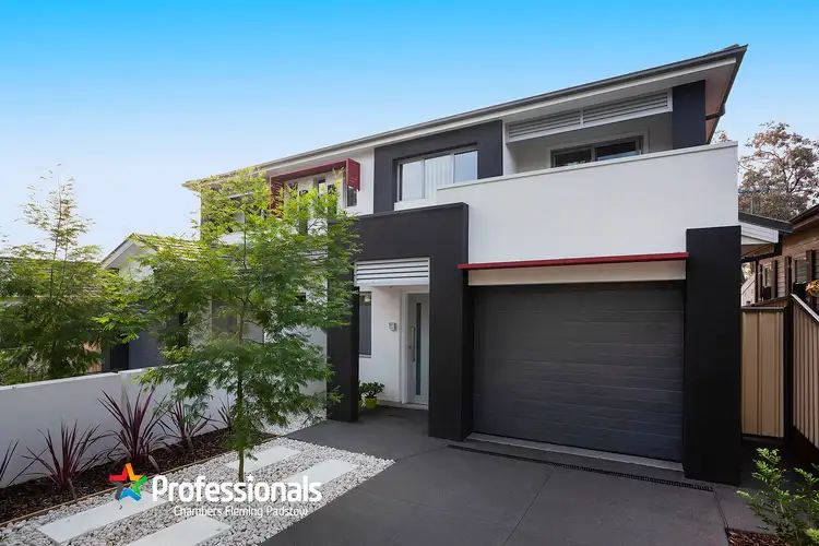6 Woodburn Avenue, Panania NSW 2213
