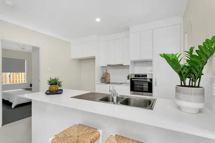 Fifth view of Homely house listing, 16 Edge Court, Manoora QLD 4870