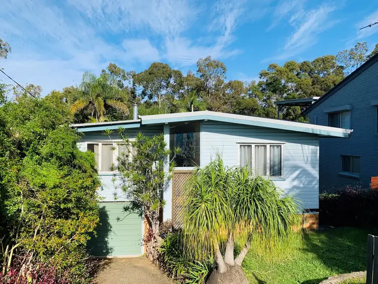 946 South Pine Road, Everton Hills QLD 4053