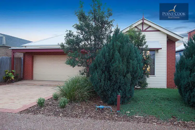 7 Dolphin Crescent, Point Cook VIC 3030