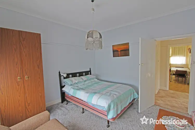 Seventh view of Homely house listing, 16 Koomba Street, White Hills VIC 3550