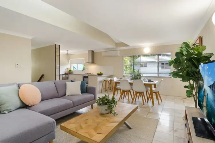 Main view of Homely unit listing, 8/11 Crathern Close, Edge Hill QLD 4870