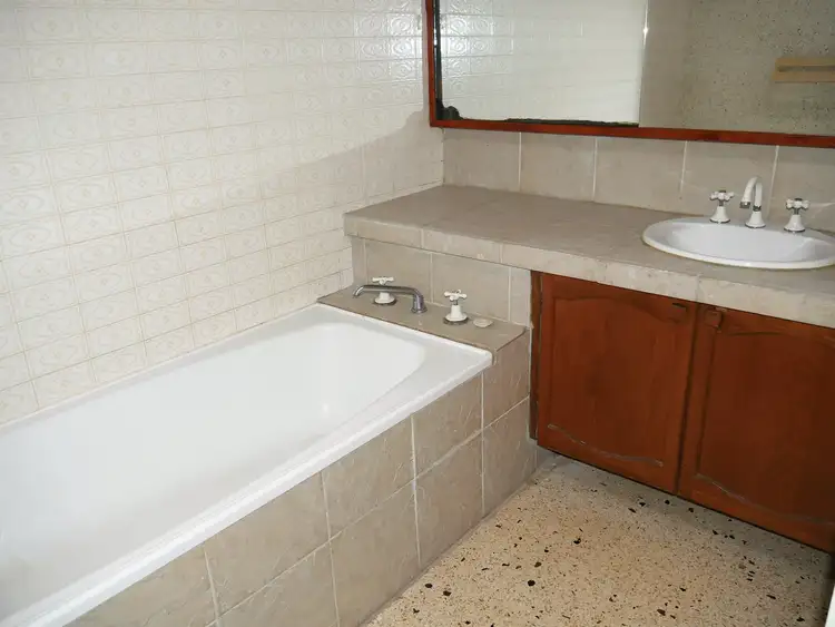 Second view of Homely house listing, 39 Riverview Drive, Kialla VIC 3631