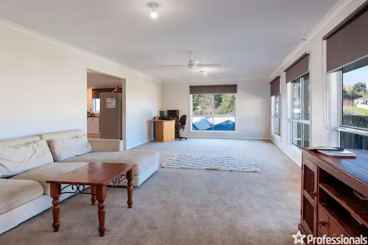 Fifth view of Homely house listing, 8 Yarraridge Crescent, Yarra Junction VIC 3797