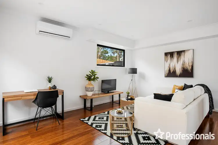 Fourth view of Homely house listing, 2 Rosario Place, Mooroolbark VIC 3138