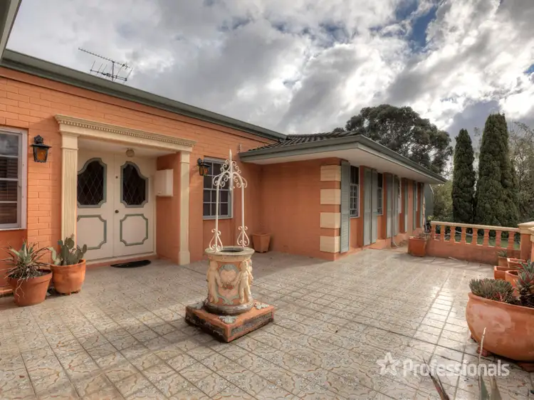 5 Willow Way, Maida Vale WA 6057