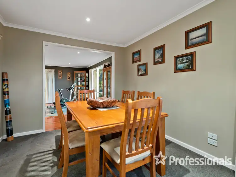 Sixth view of Homely house listing, 28 Myoora Drive, Mooroolbark VIC 3138