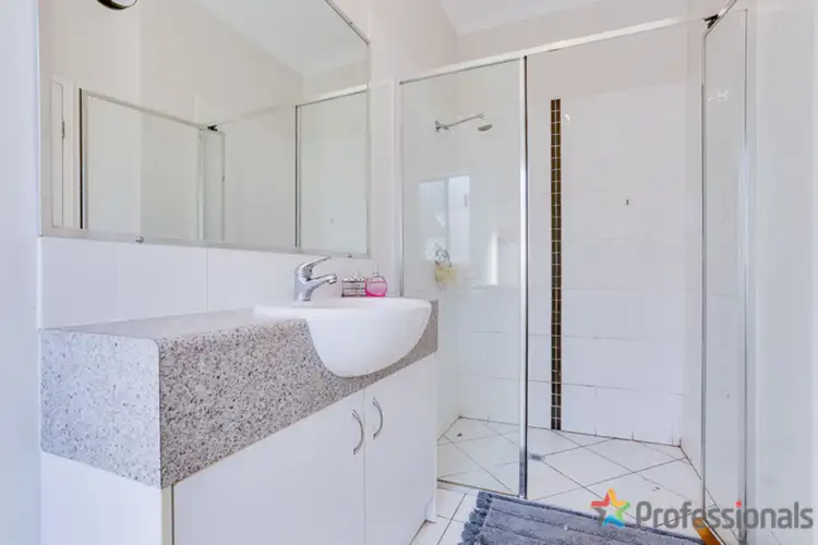 Sixth view of Homely house listing, 5 Raleigh Place, Redbank Plains QLD 4301