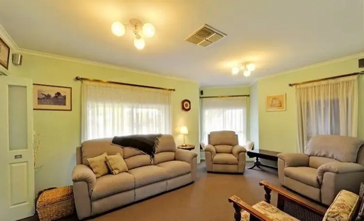 Seventh view of Homely house listing, 4 Pedder Court, Kialla VIC 3631