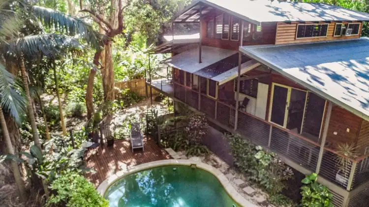 35 Batt Street, Clifton Beach QLD 4879