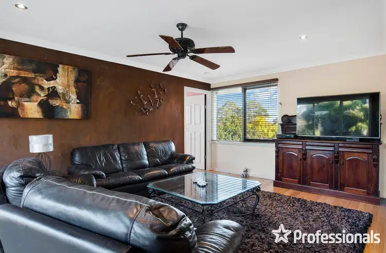 Sixth view of Homely house listing, 7 Fiona Court, Mooroolbark VIC 3138