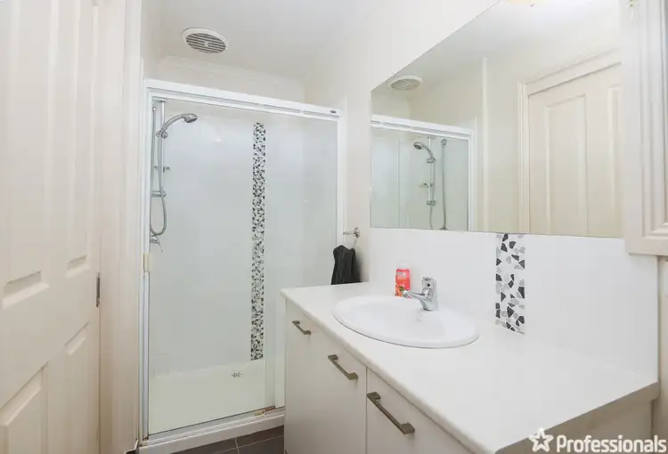 Fifth view of Homely house listing, 12 Vera Court, Millgrove VIC 3799