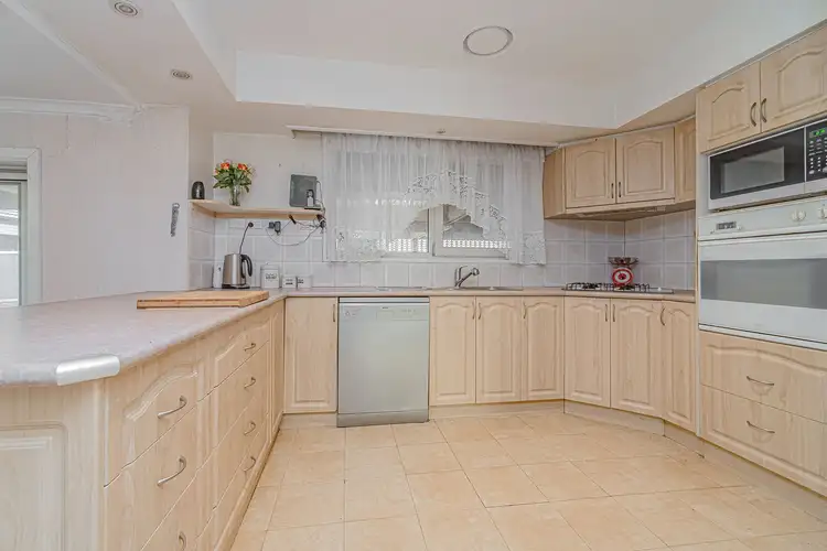 Seventh view of Homely house listing, 76 Medway Road, Craigieburn VIC 3064